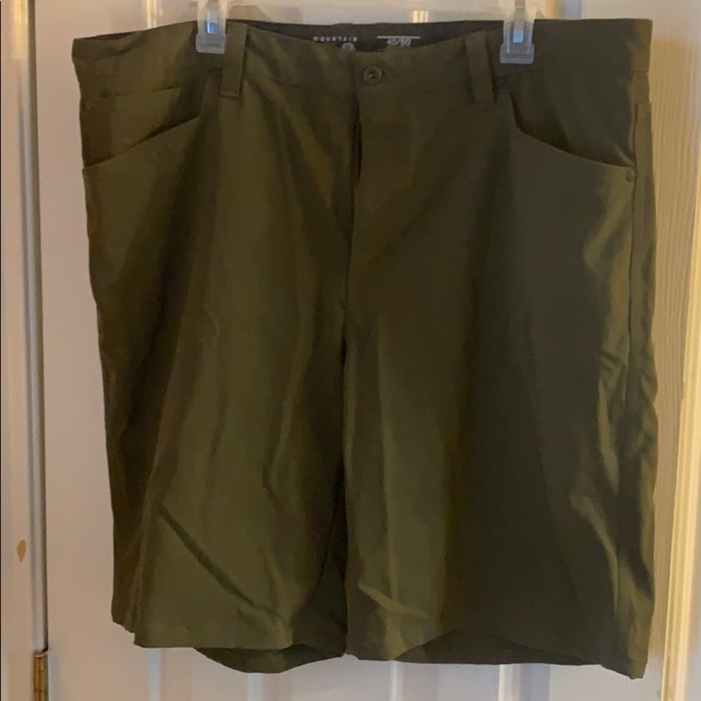 Mountain Hardwear Men’s Performance Hiking Shorts